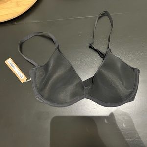 WEIGHTLESS SCOOP BRA NWT ONYX 36C